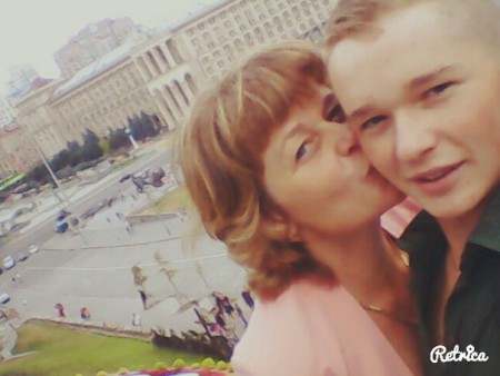 МІЙ СИНОЧОК СТУДЕНТ м.КИЇВ